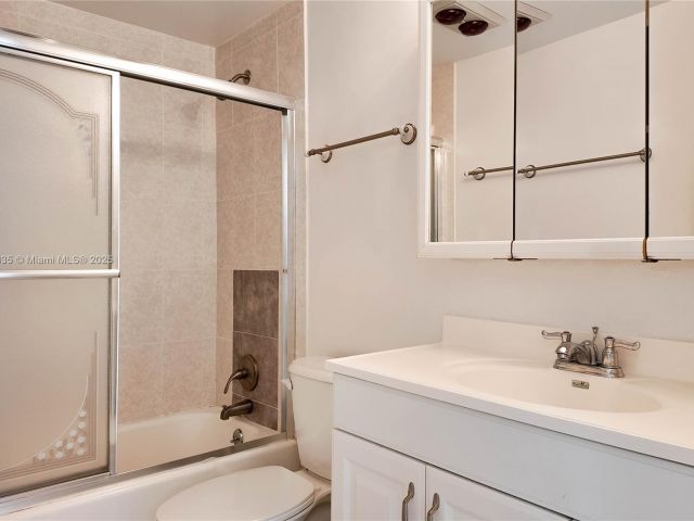 Квартира в аренду номер6M - фото 7470817