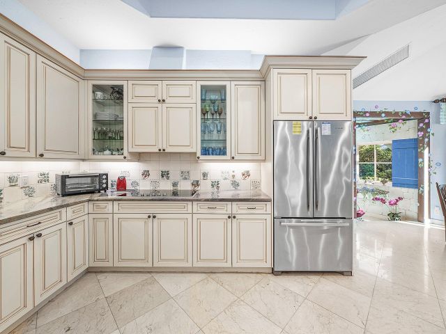 Продажа дома по адресу 17834 Deauville Lane - фото 6862049