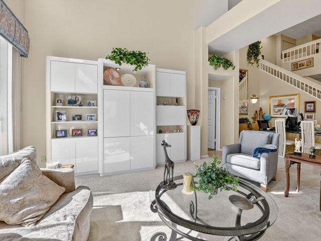 Продажа дома по адресу 7816 Travlers Tree Drive - фото 6814555