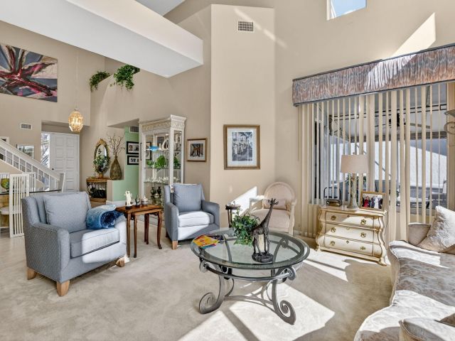 Продажа дома по адресу 7816 Travlers Tree Drive - фото 6814556