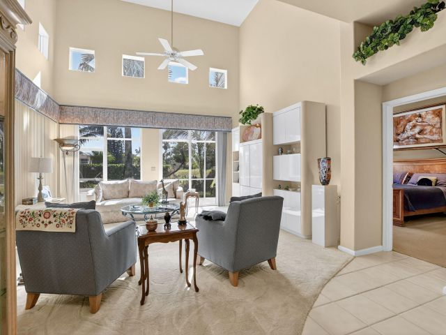 Продажа дома по адресу 7816 Travlers Tree Drive - фото 6814557