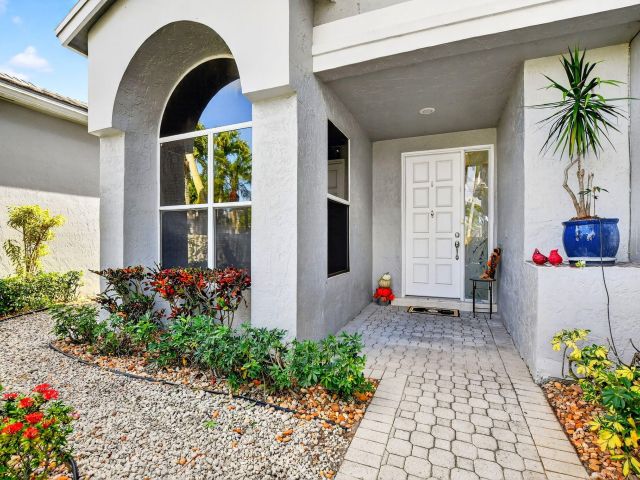 Продажа дома по адресу 7816 Travlers Tree Drive - фото 6814562