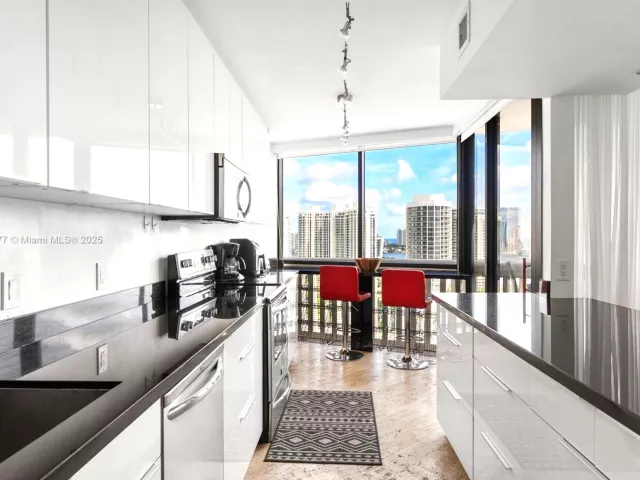 Квартира в аренду номер2407 - фото 6812160