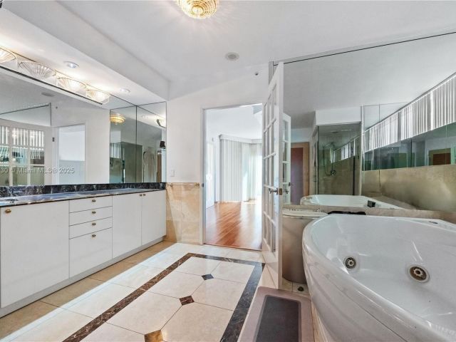 Продажа квартиры #607 - фото 6812650