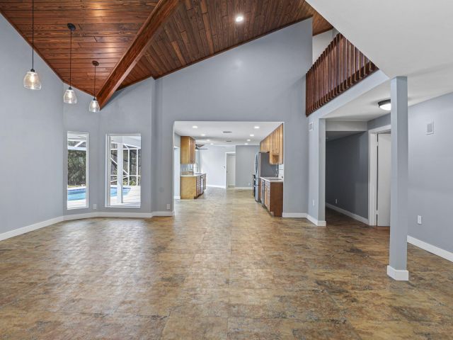 Продажа дома по адресу 1538 39th Street - фото 6893894