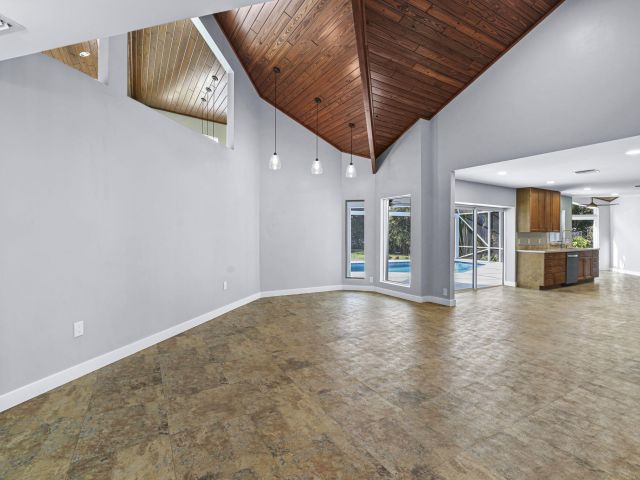 Продажа дома по адресу 1538 39th Street - фото 6893895