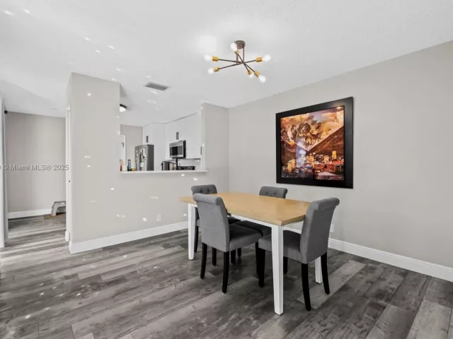 Продажа дома по адресу 10997 Long Boat Dr - фото 7450902