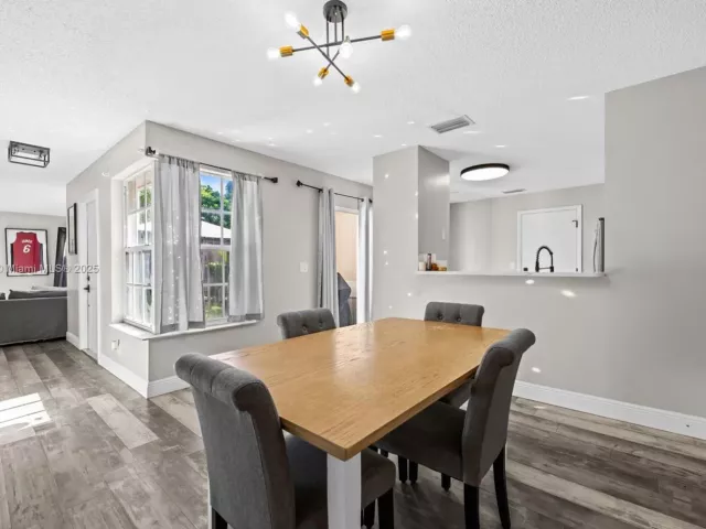 Продажа дома по адресу 10997 Long Boat Dr - фото 7450903