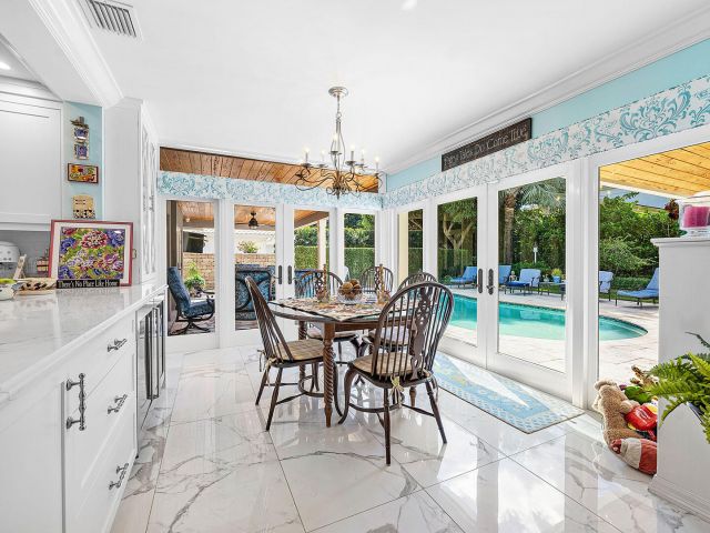 Продажа дома по адресу 2177 Areca Palm Road - фото 6854450