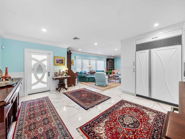 Продажа дома по адресу 2177 Areca Palm Road - фото 6854459