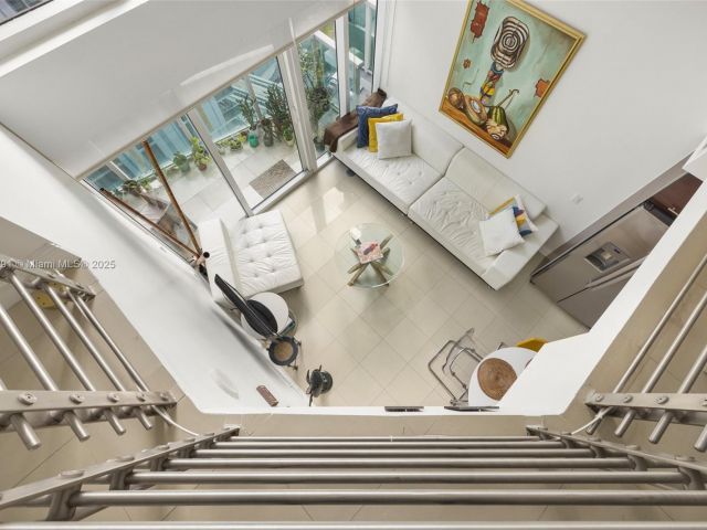 Продажа квартиры #1210 - фото 6812323