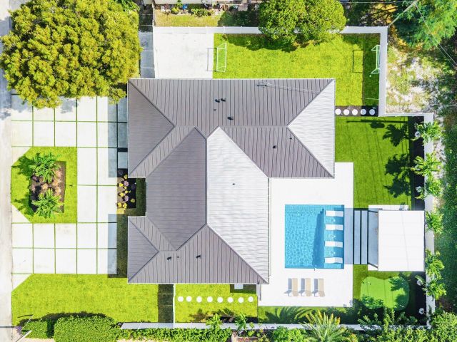 Продажа дома по адресу 1120 SW 16th Street - фото 6830577