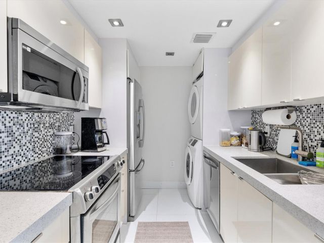 Продажа квартиры #1523 - фото 6813419