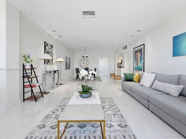 Продажа квартиры #1523 - фото 6813423