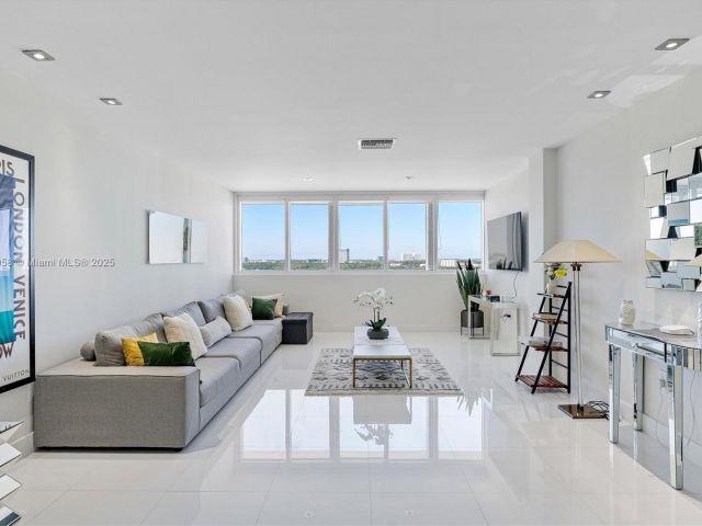 Продажа квартиры #1523 - фото 6813426