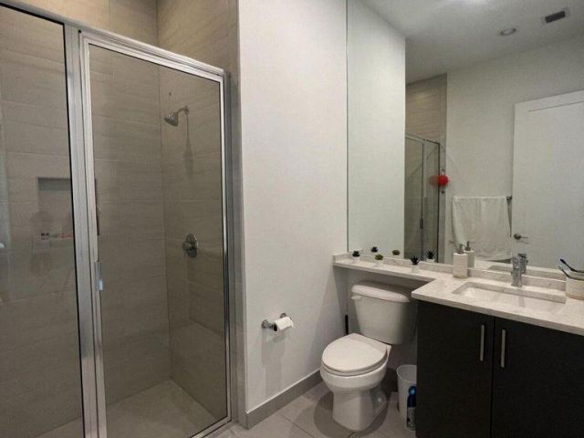 Дом в аренду по адресу 17534 Rainstream Road - фото 6814271