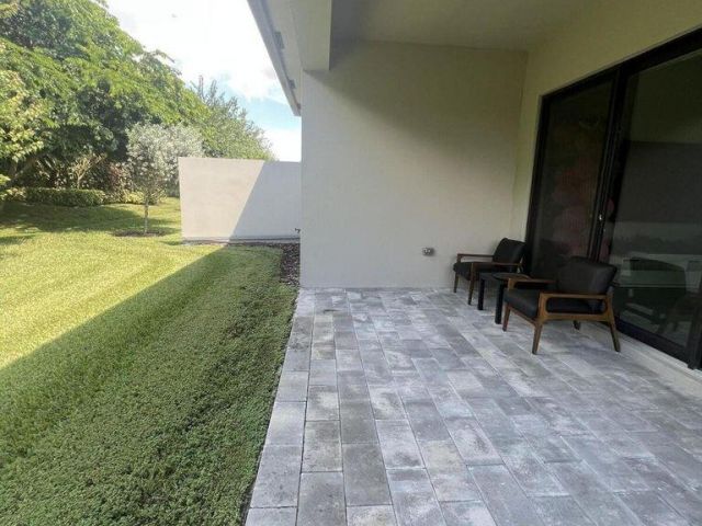 Дом в аренду по адресу 17534 Rainstream Road - фото 6814282