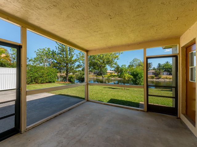 Дом в аренду по адресу 10905 Eureka Street - фото 6830530