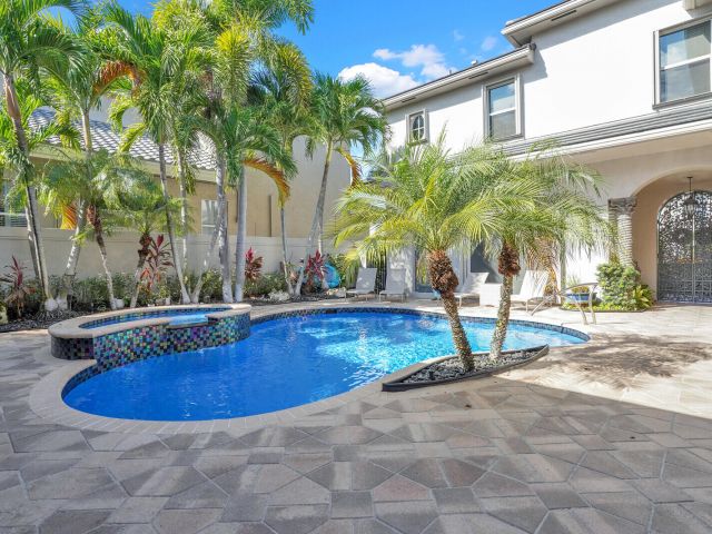 Продажа дома по адресу 6654 Grande Orchid Way - фото 6816660