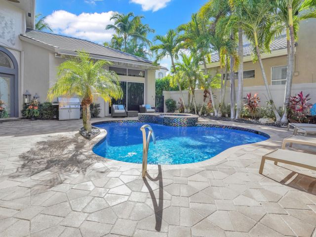 Продажа дома по адресу 6654 Grande Orchid Way - фото 6816664