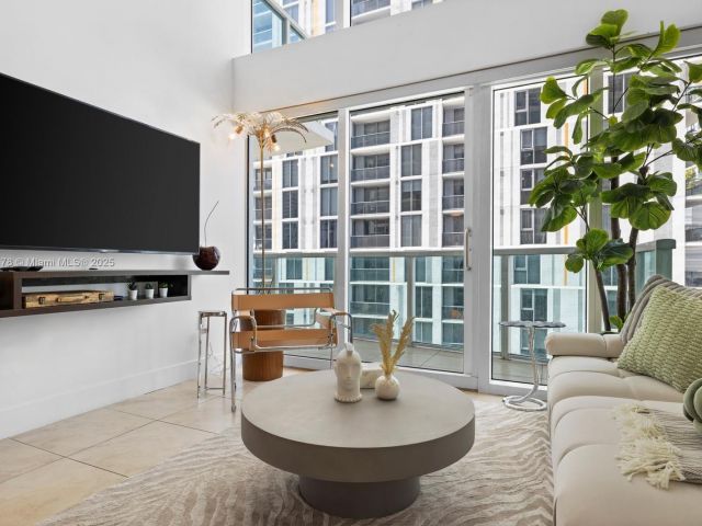 Продажа квартиры #510 - фото 7490722