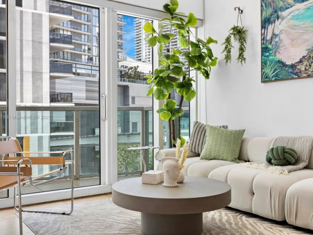 Продажа квартиры #510 - фото 7490724