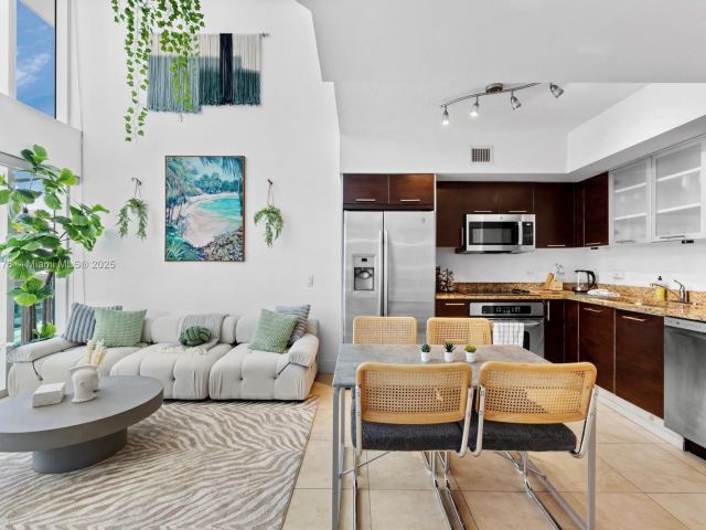 Продажа квартиры #510 - фото 7490726