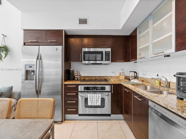 Продажа квартиры #510 - фото 7490733