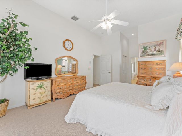 Продажа дома по адресу 12181 Rockledge Circle - фото 6816070