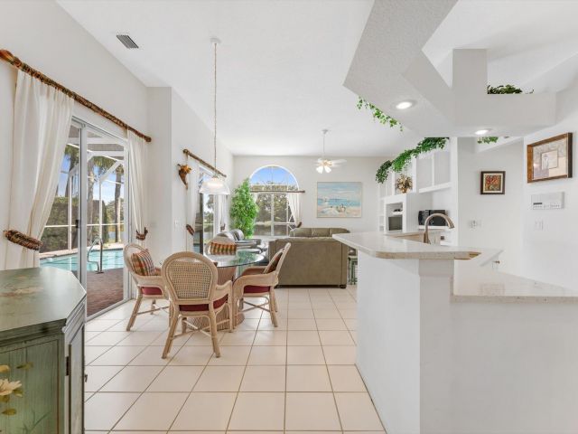 Продажа дома по адресу 12181 Rockledge Circle - фото 6816076