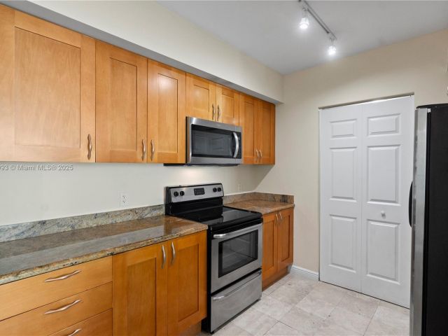 Квартира в аренду номер705W - фото 7502437