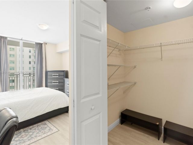 Квартира в аренду номер705W - фото 7502460