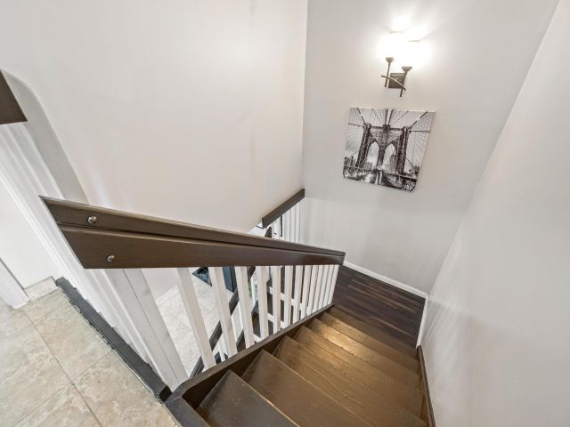 Продажа дома по адресу 940 SW 96th Avenue - фото 6830870