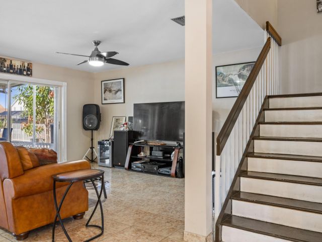 Продажа дома по адресу 940 SW 96th Avenue - фото 6830871