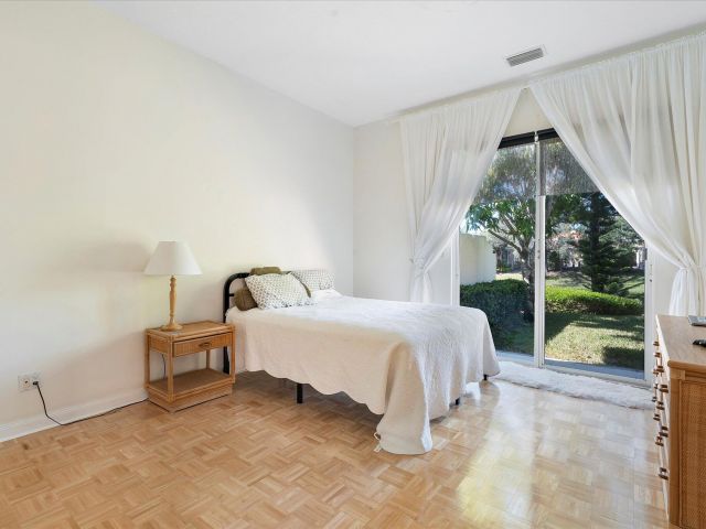 Продажа дома по адресу 2563 James River Road - фото 6815017