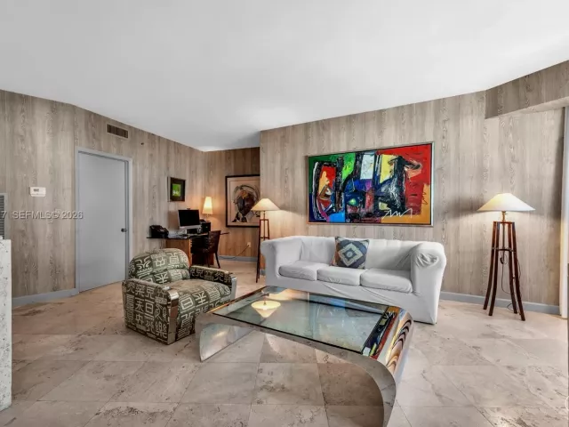 Продажа квартиры #906 - фото 6817320