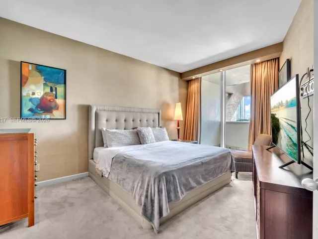 Продажа квартиры #906 - фото 6817312