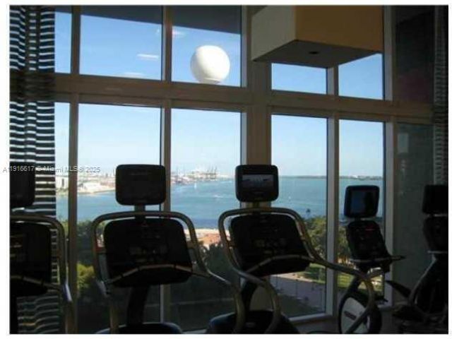 Продажа квартиры #2505 - фото 6817565