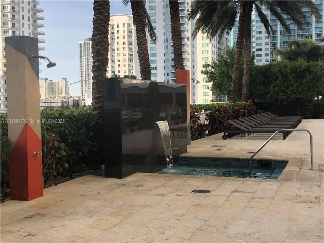 Продажа квартиры #2505 - фото 6817570