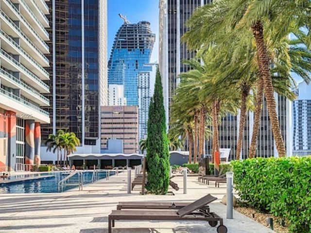 Продажа квартиры #2505 - фото 6817574