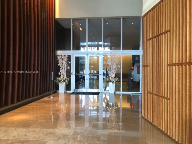 Продажа квартиры #2505 - фото 6817577