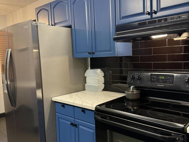 Дом в аренду по адресу 1389 Pines Lane - фото 6830025