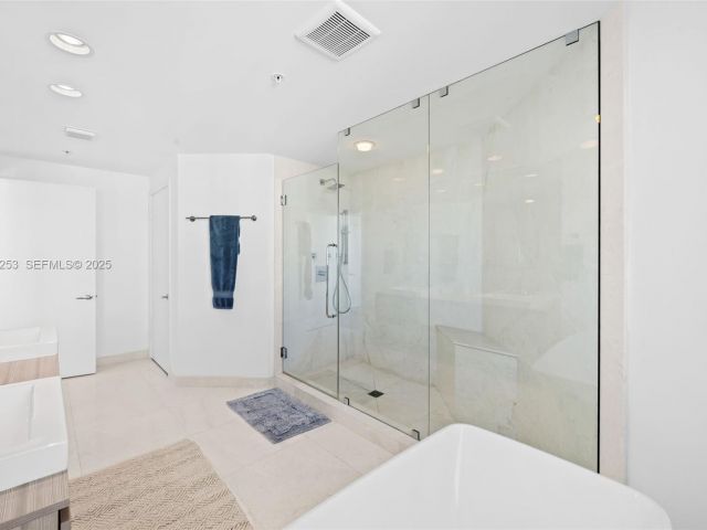 Продажа квартиры #2103 - фото 6851619