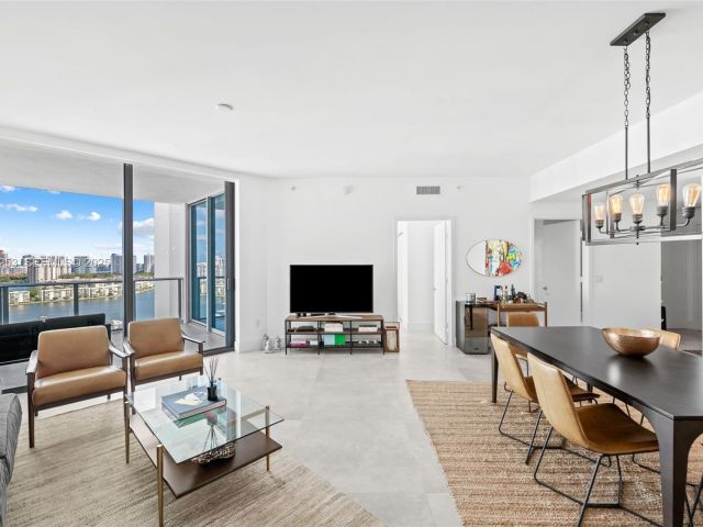 Продажа квартиры #2103 - фото 6851630