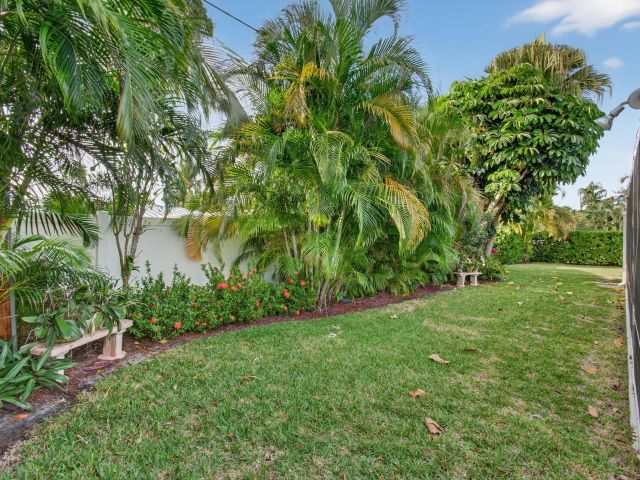 Продажа дома по адресу 171 SW 7 Avenue - фото 6903625