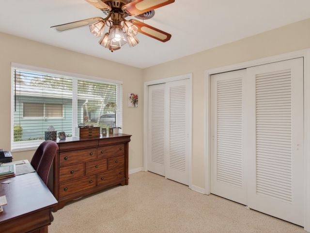 Продажа дома по адресу 171 SW 7 Avenue - фото 6903630