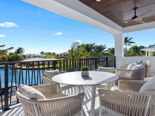 Продажа дома по адресу 1142 Harbor Drive - фото 6818058