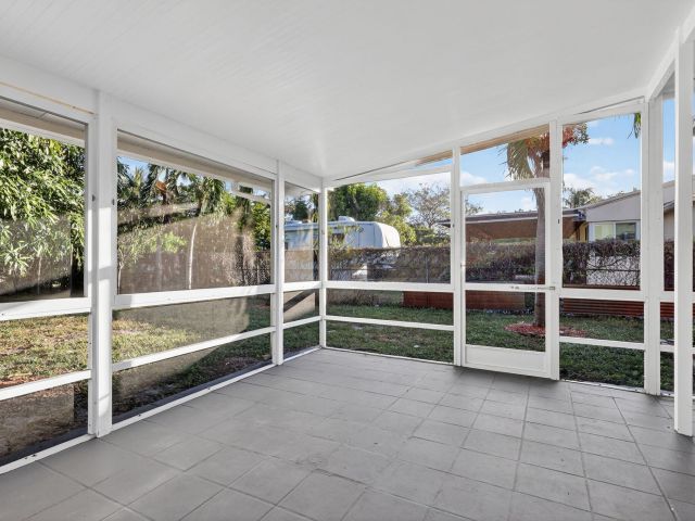 Продажа дома по адресу 1941 Taft Street - фото 6831250