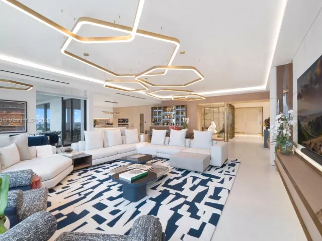 Продажа квартиры #6864 - фото 6822923