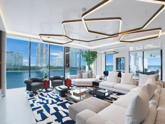 Продажа квартиры #6864 - фото 6822924